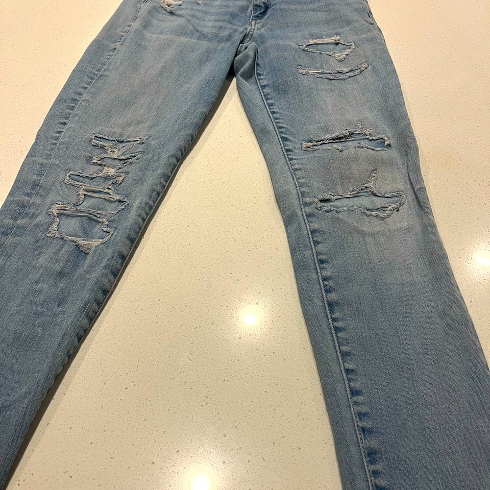American Eagle Outfitters Light Blue Boyfriend Jeans